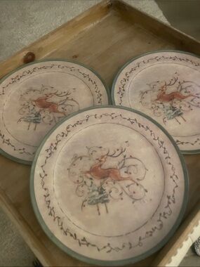 Precidio Holiday Deer Decorative Plate Set - Green Accent (3)